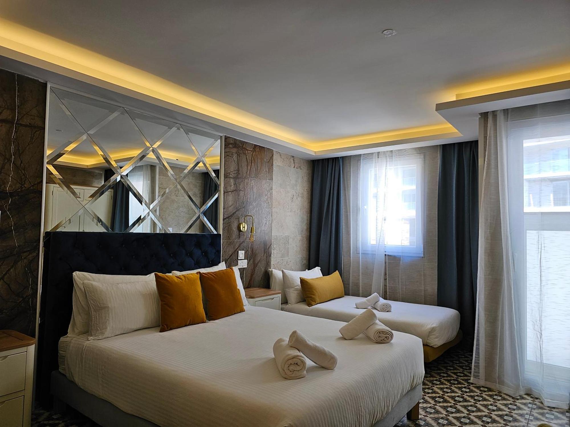 Balcony Hotel Saint Julian's ภายนอก รูปภาพ