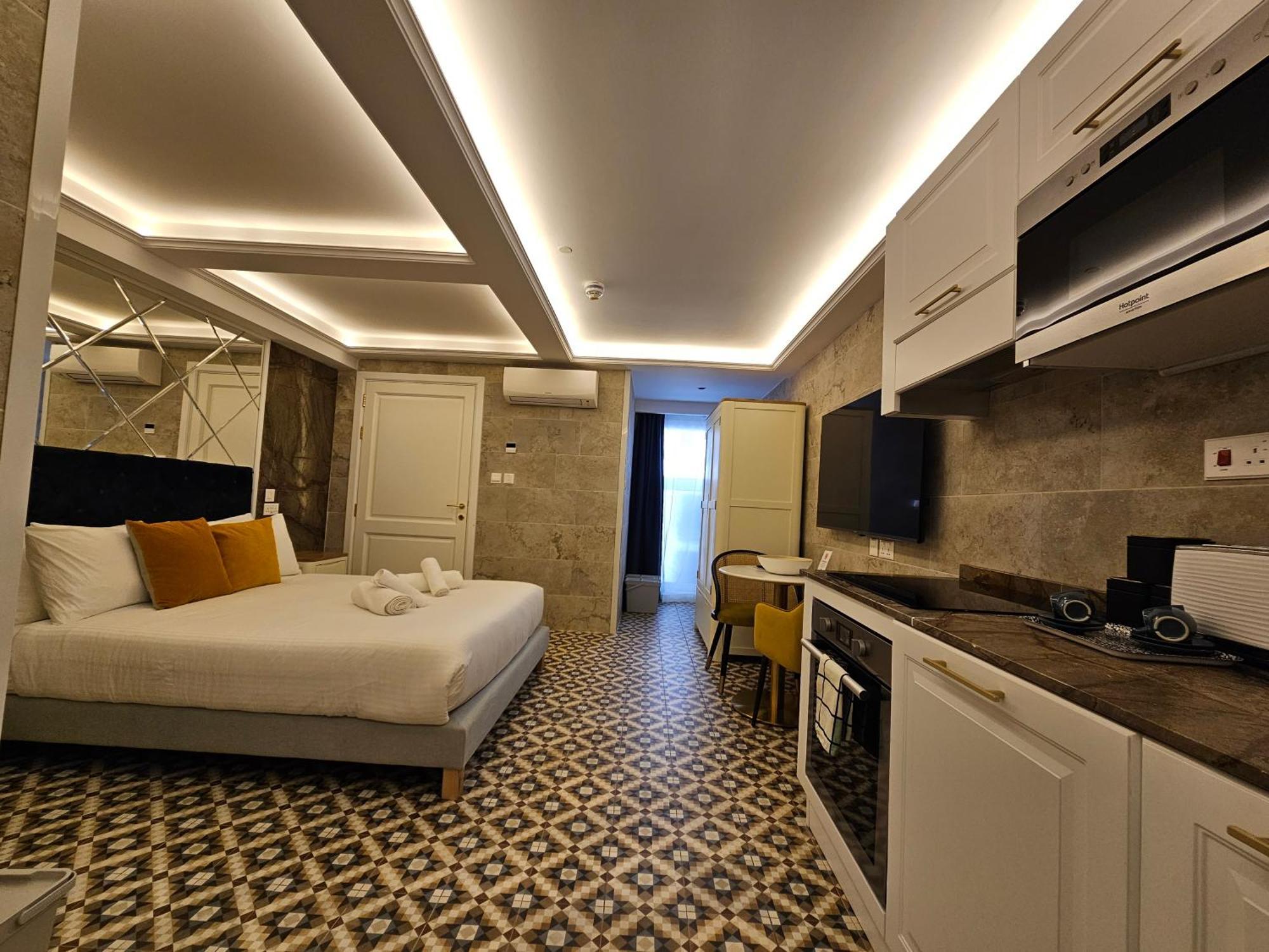 Balcony Hotel Saint Julian's ภายนอก รูปภาพ