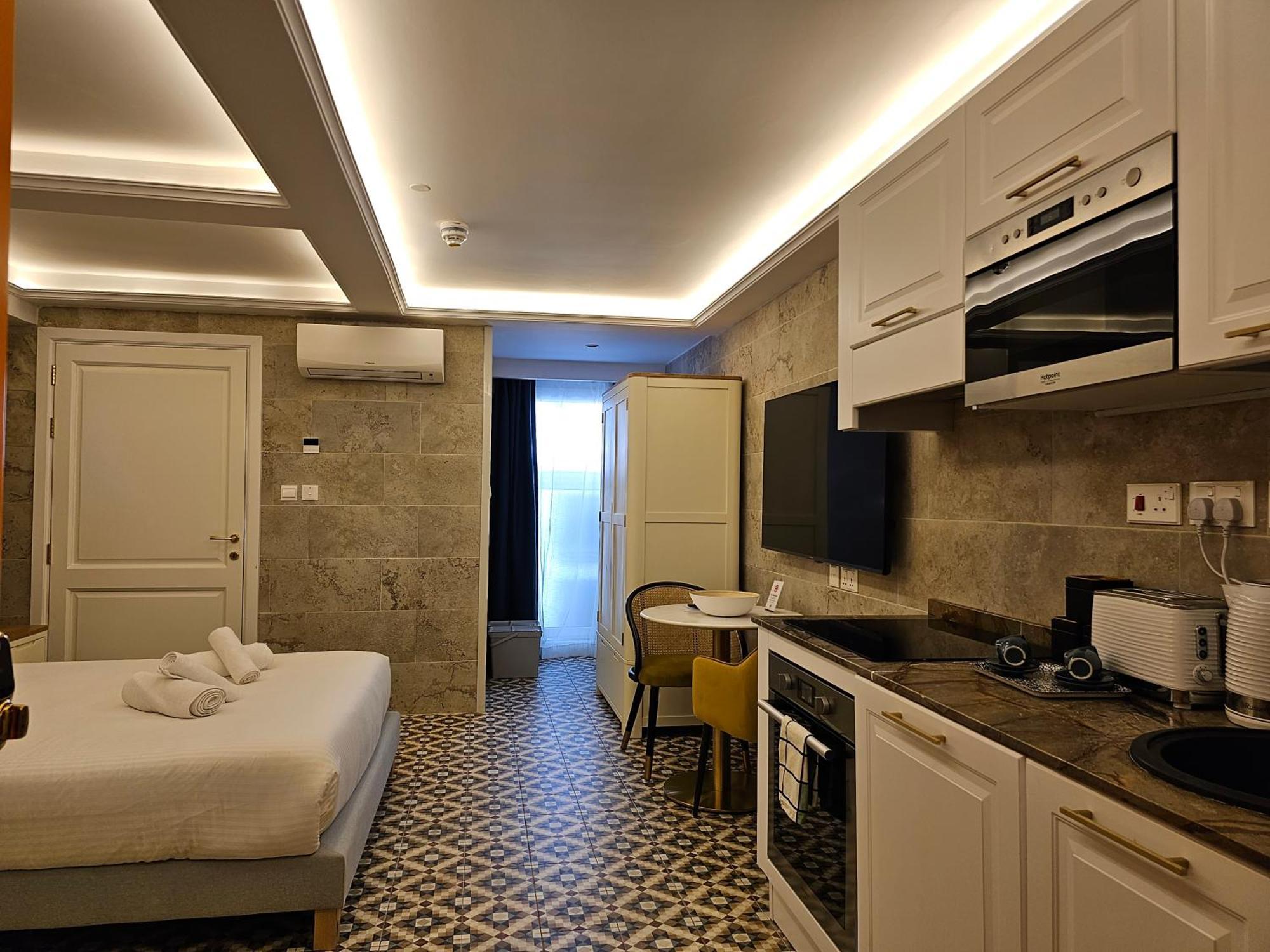 Balcony Hotel Saint Julian's ภายนอก รูปภาพ