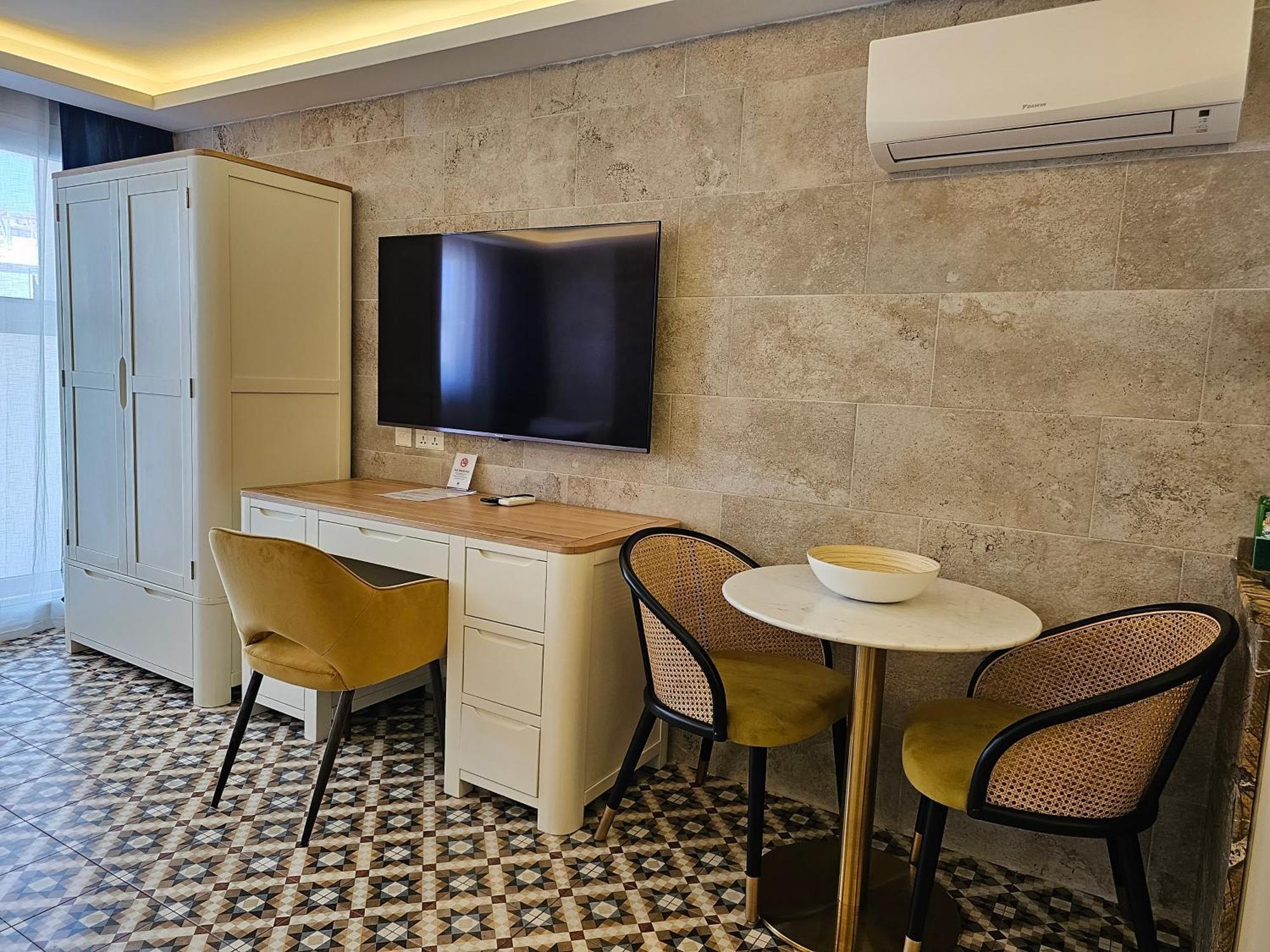 Balcony Hotel Saint Julian's ภายนอก รูปภาพ