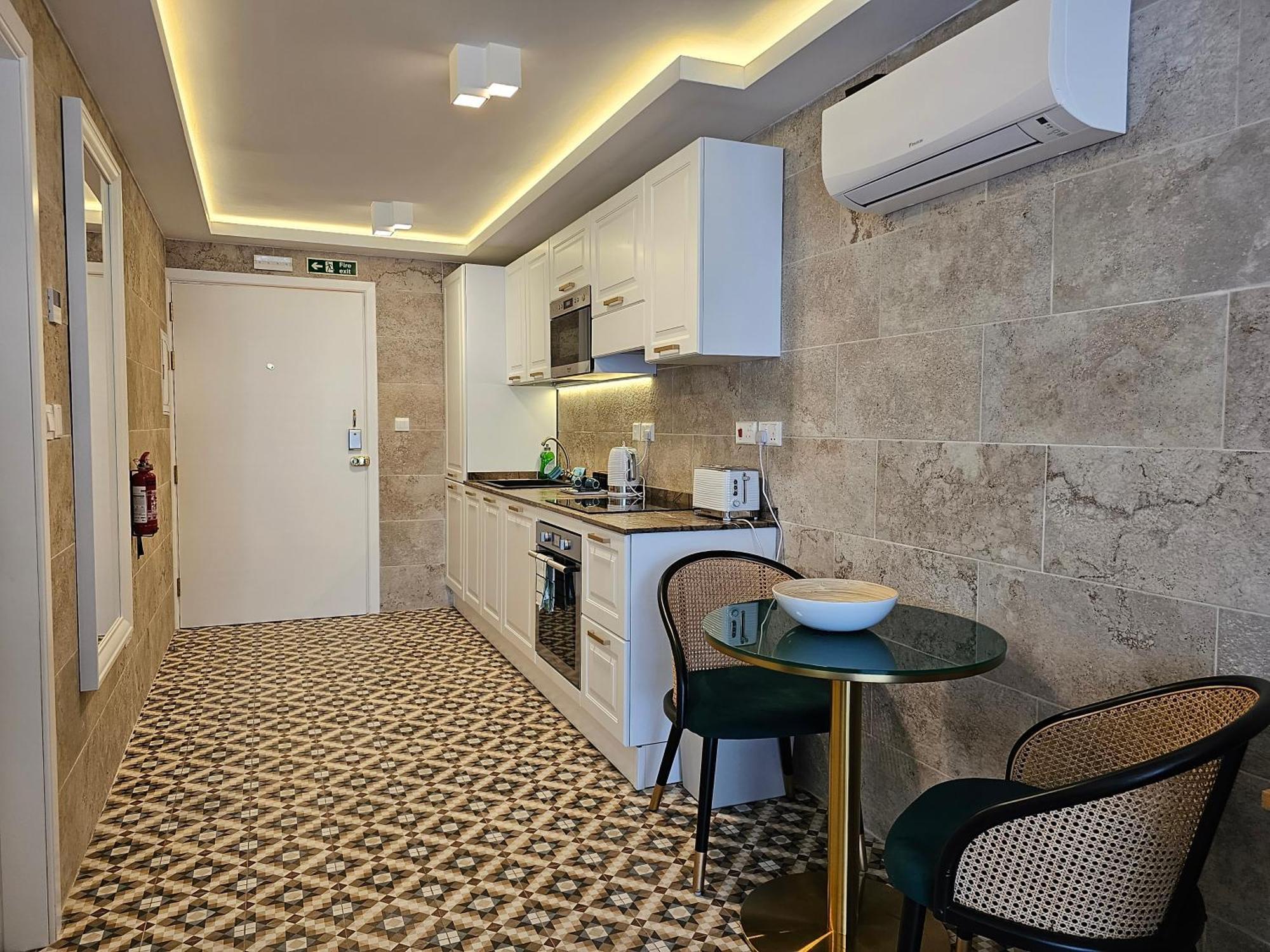 Balcony Hotel Saint Julian's ภายนอก รูปภาพ