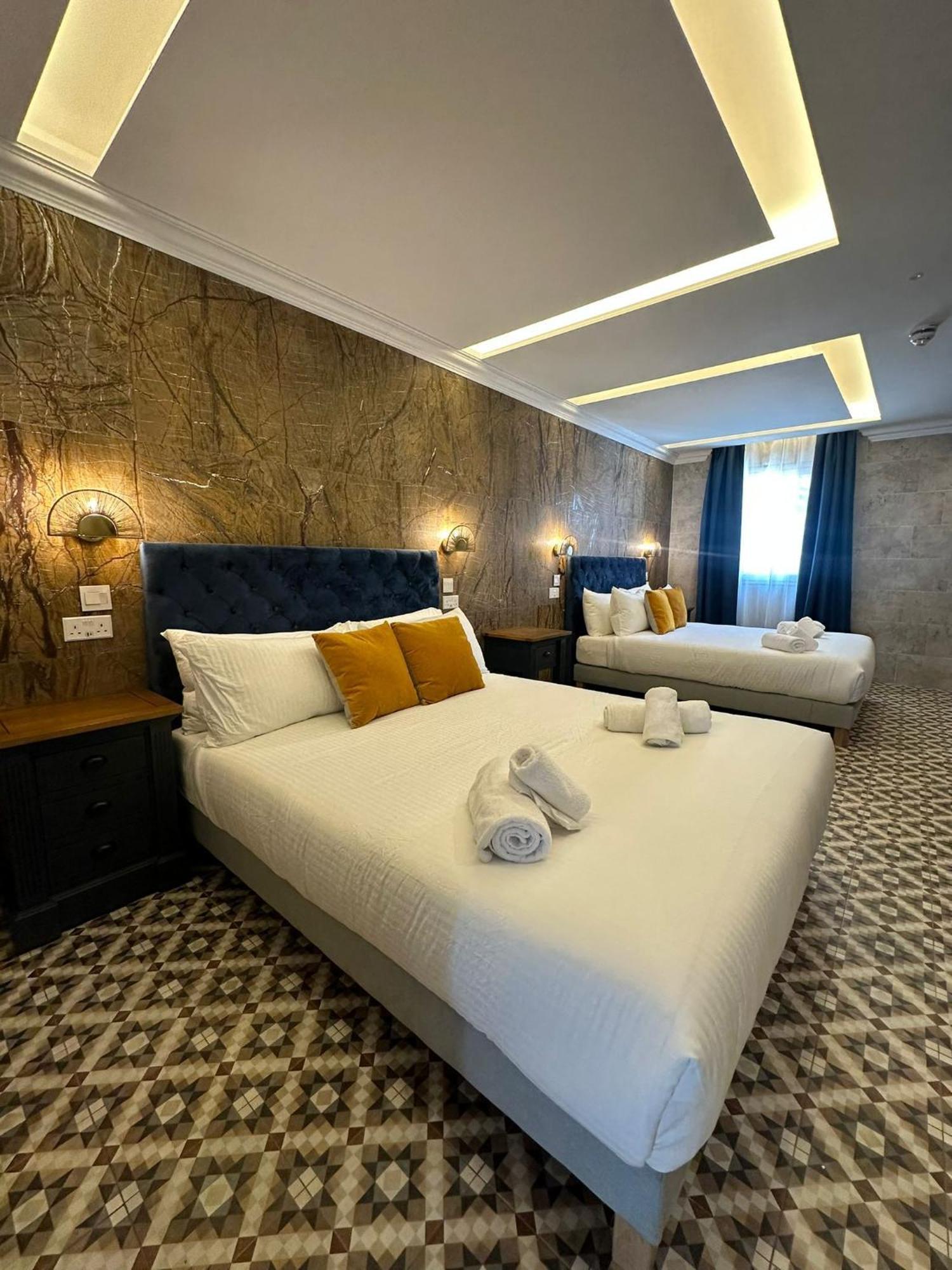 Balcony Hotel Saint Julian's ภายนอก รูปภาพ